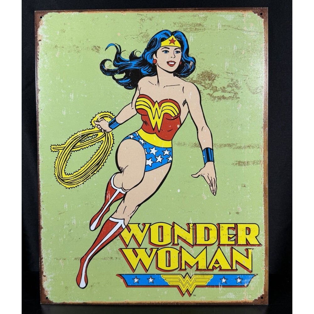 Wonder Woman Vintage Metal Tin Sign 16 x 12.5 inch DC Comics
